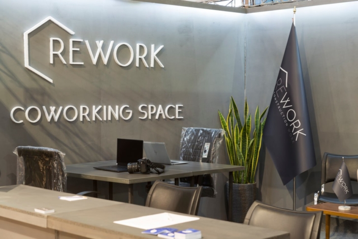 photo_5881934687008572718_y فضای کار اشتراکی ری ورک